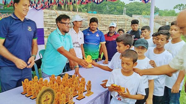 শহীদ শামসুদ্দিন স্টেডিয়ামে অনূর্ধ্ব-১২ ক্রিকেট কার্নিভাল অনুষ্ঠিত