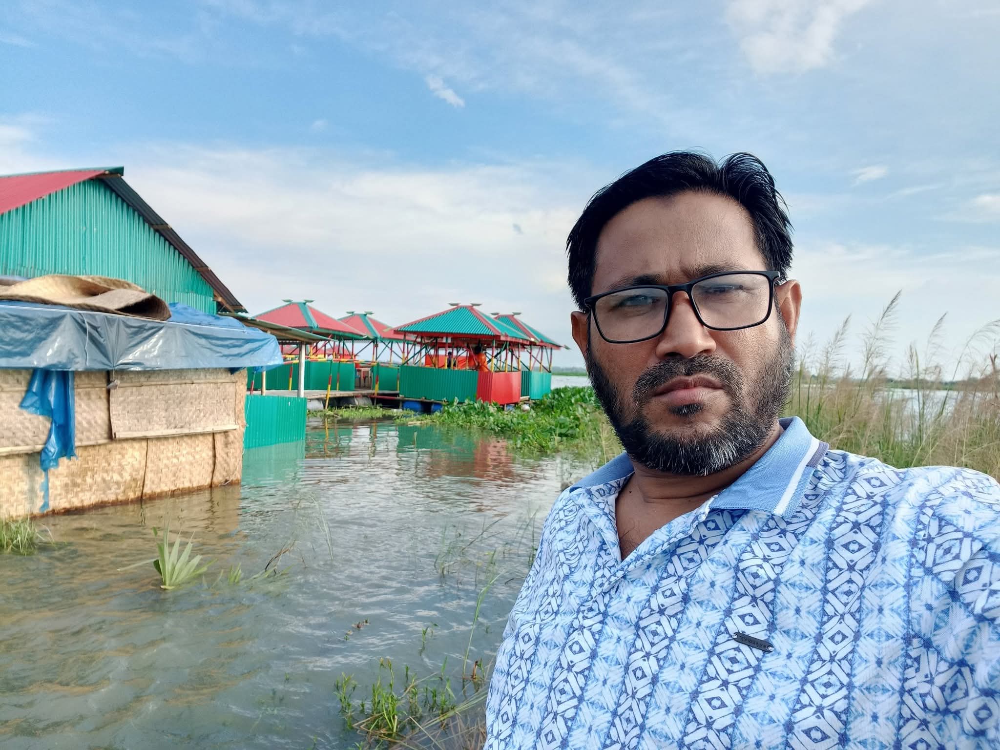 চলনবিল ভ্রমণ নিয়ে ব্যাংকার কারিমুলের কবিতা