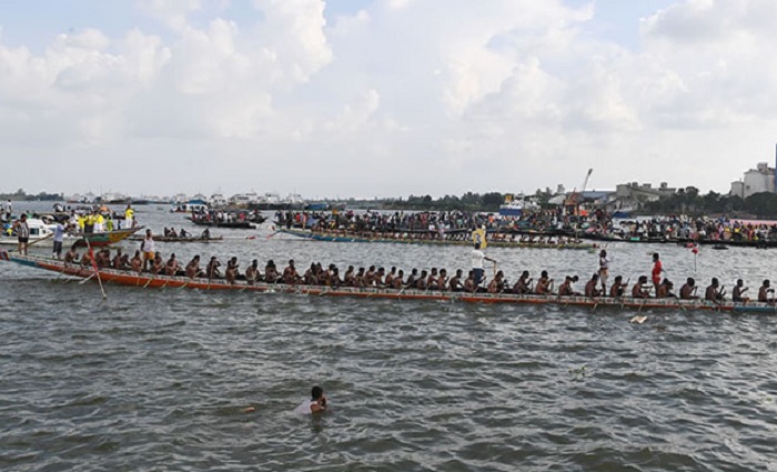 নৌকা বাইচ সিরাজগঞ্জ