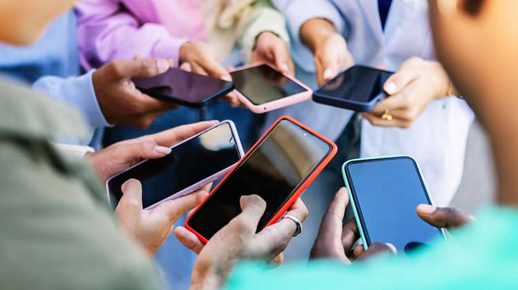 মোবাইল ব্যবহারে ইনকাম