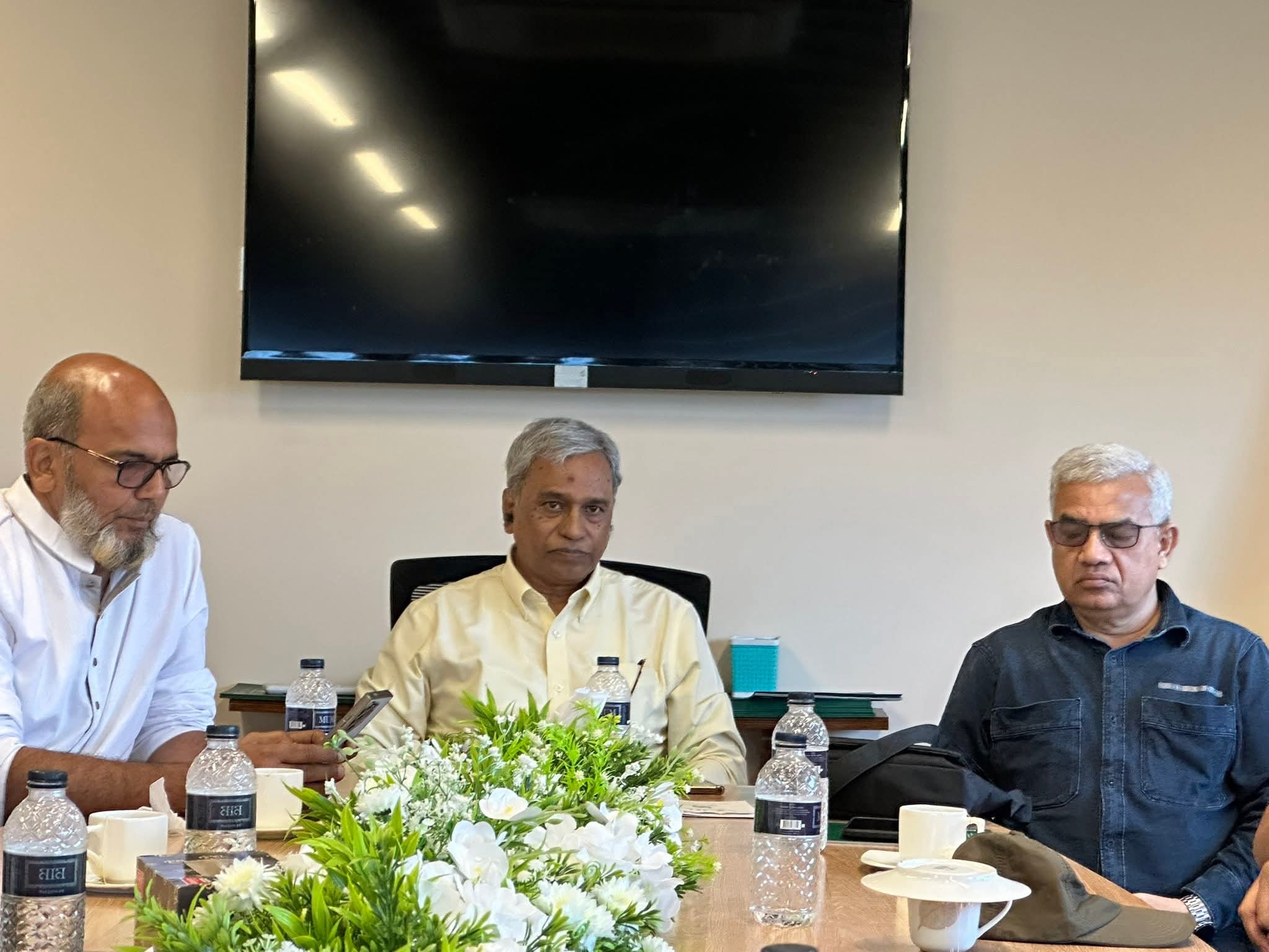 সিরাজগঞ্জ ইকোনমিক জোনে বিশ্বমানের হাসপাতাল তৈরির উদ্যোগ