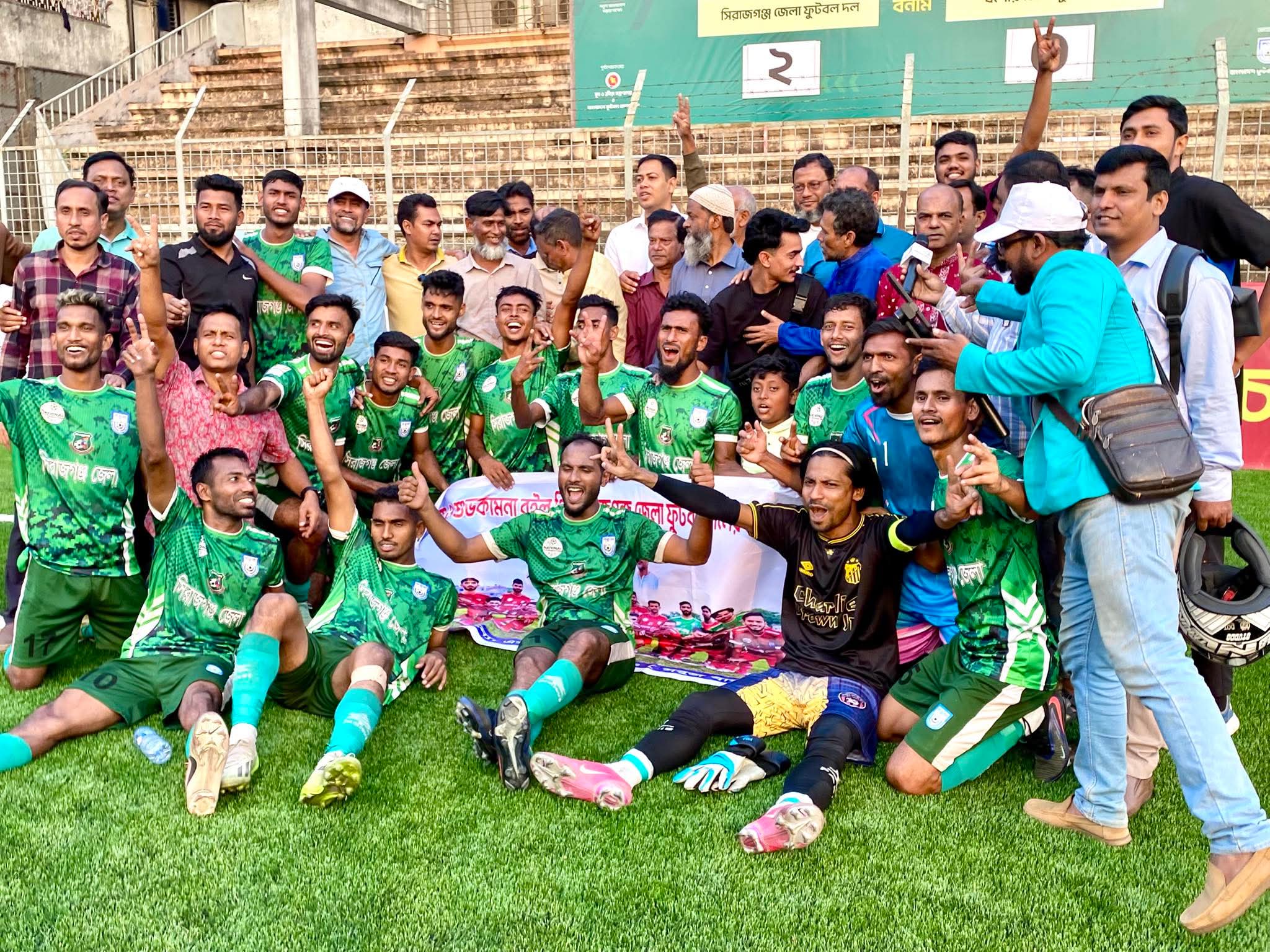 সিরাজগঞ্জ ফুটবল দল