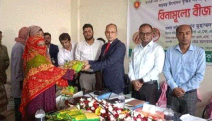 সিরাজগঞ্জে প্রান্তিক কৃষকদের