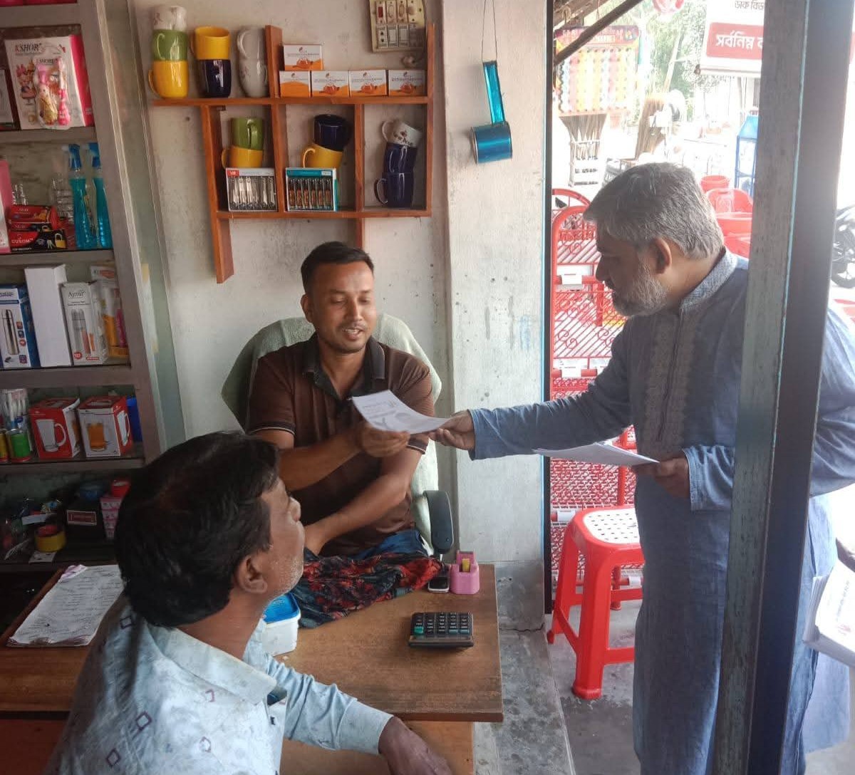 প্রচারণা ও জনসংযোগে ব্যস্ত কাজীপুরের এবি পার্টির প্রার্থী তামিম