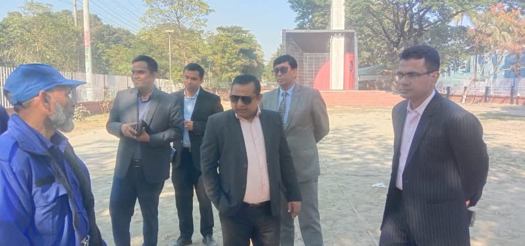 বিজয় দিবস সামনে রেখে সিরাজগঞ্জে গুরুত্বপূর্ণ স্থাপনা পরিদর্শনে জেলা প্রশাসক