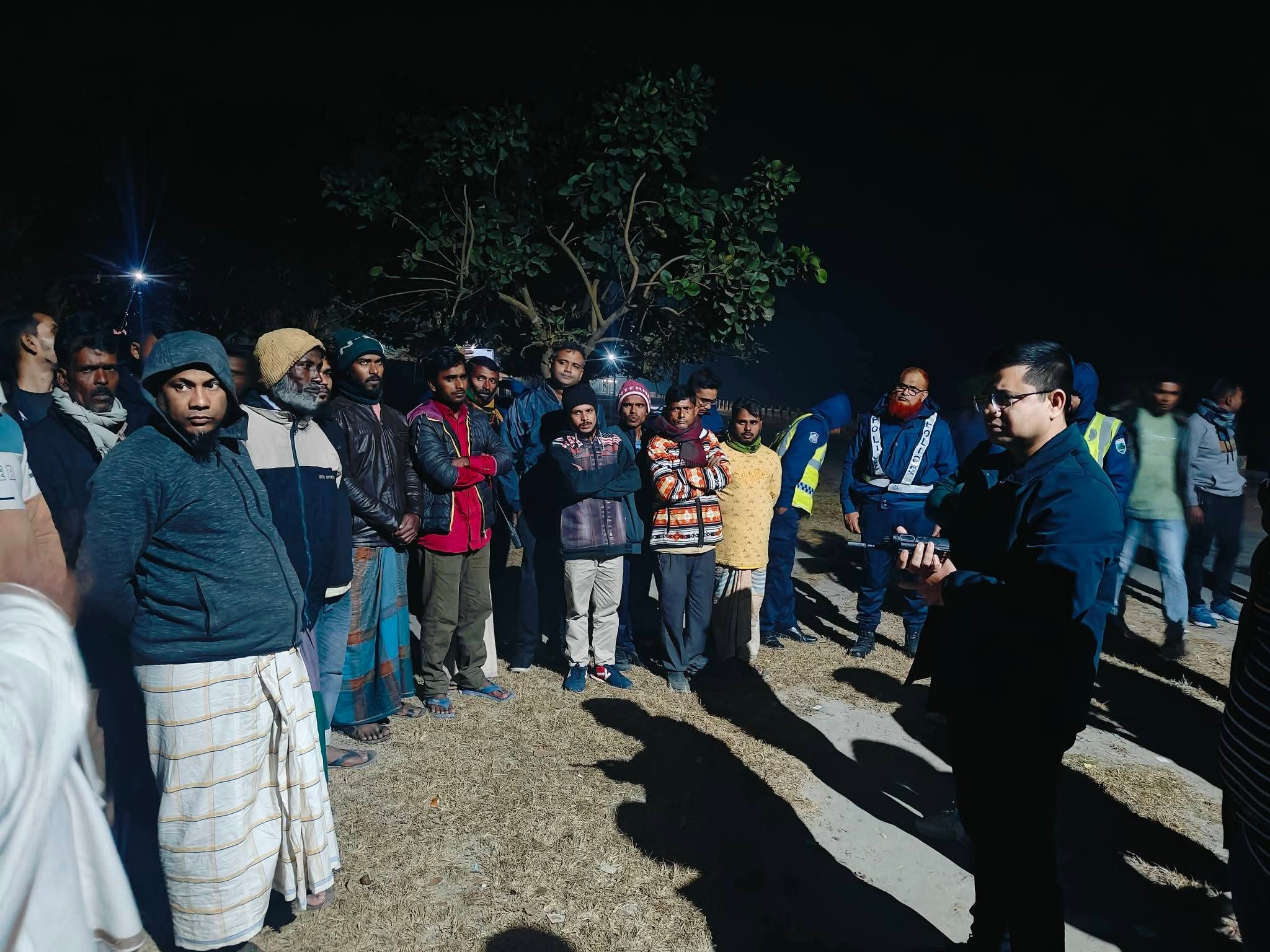 পাড়ায় পাড়ায় মারামারি রোধে পুলিশের জনসচেতনতামূলক কার্যক্রম