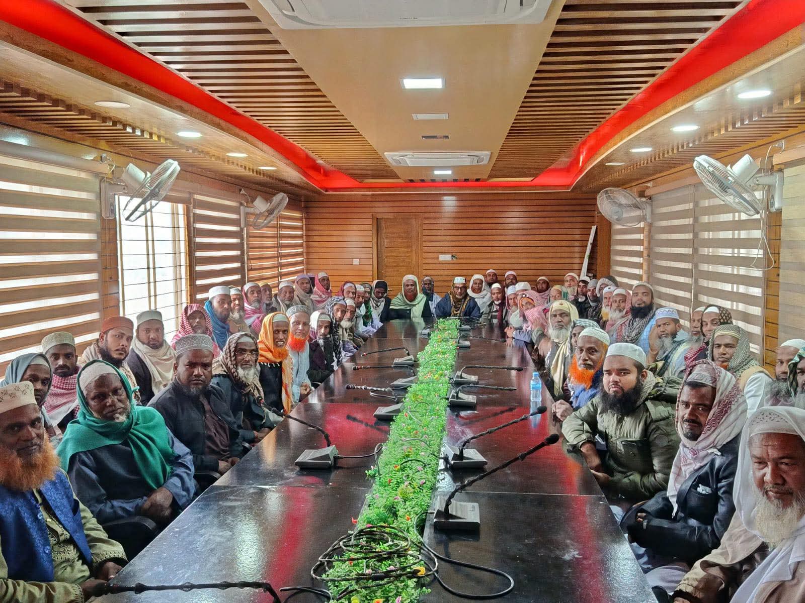 নির্বাচনী প্রচারণায় মসজিদ ব্যবহার না করতে সিরাজগঞ্জে প্রশাসনের নির্দেশ