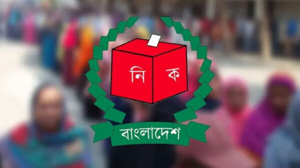 সিরাজগঞ্জে পোস্টাল ব্যালটে ভোট votter