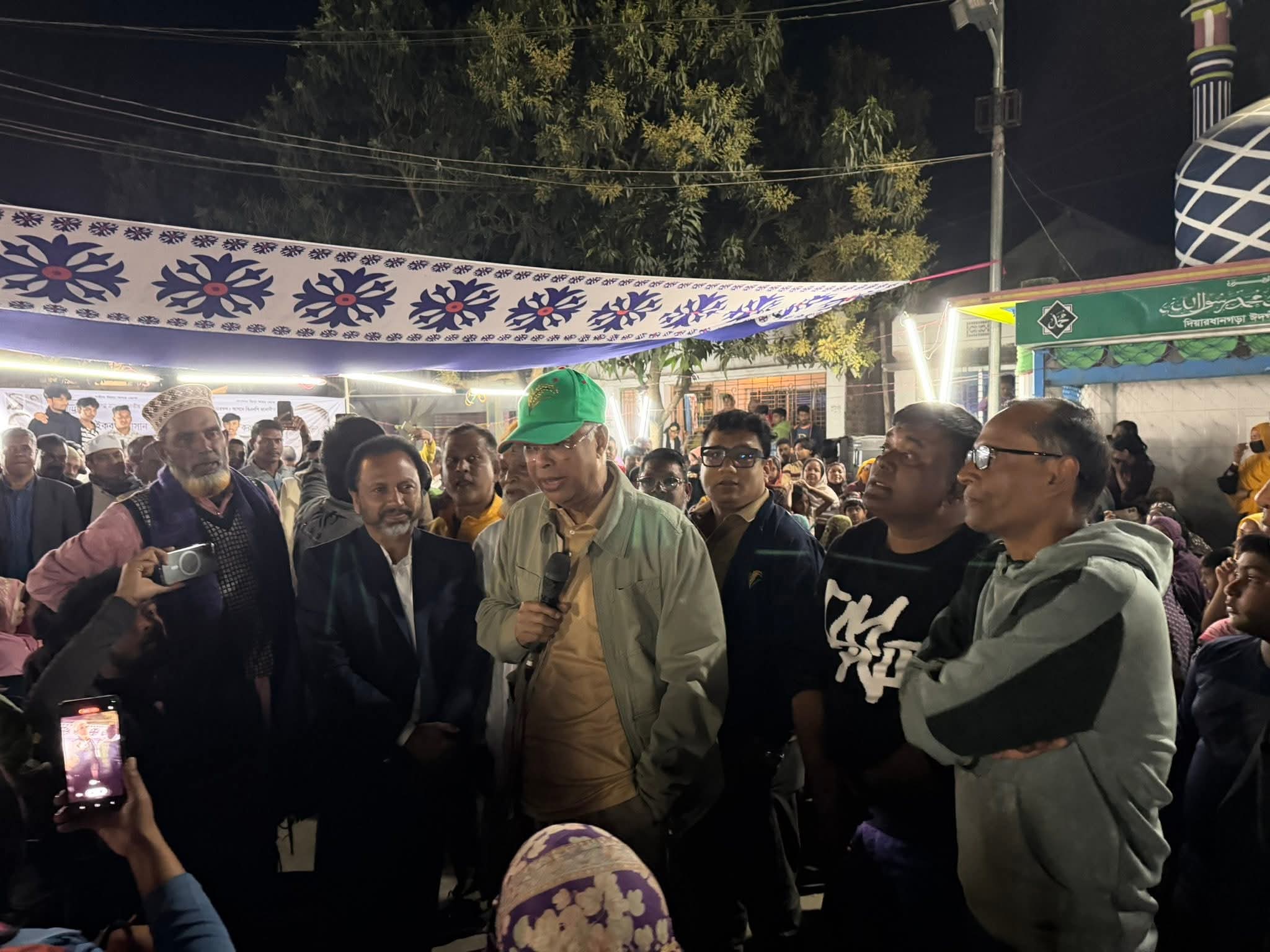 সিরাজগঞ্জে প্রচারণায় ব্যস্ত ইকবাল হাসান মাহমুদ টুকু